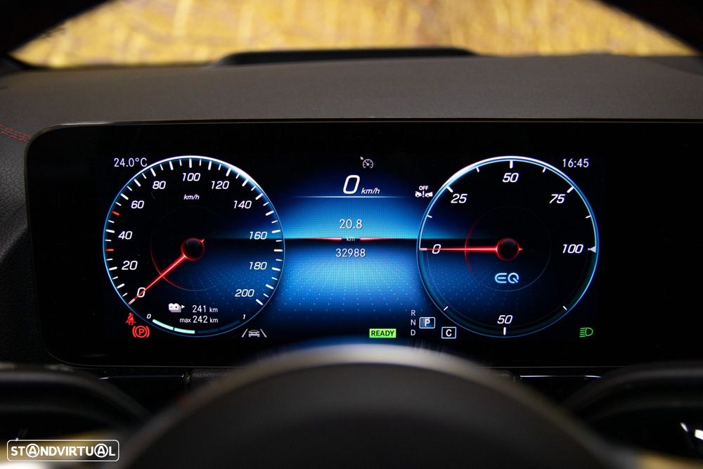 Mercedes-Benz EQA 250+ AMG Line - 14