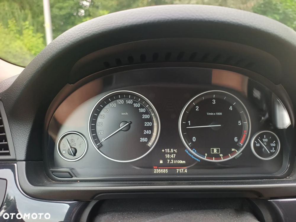 BMW Seria 5 520d xDrive Luxury Line - 25