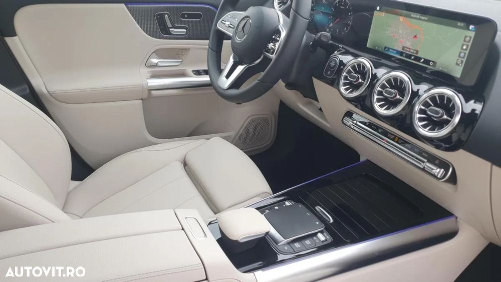 Mercedes-Benz GLA 200 4MATIC Aut. - 12