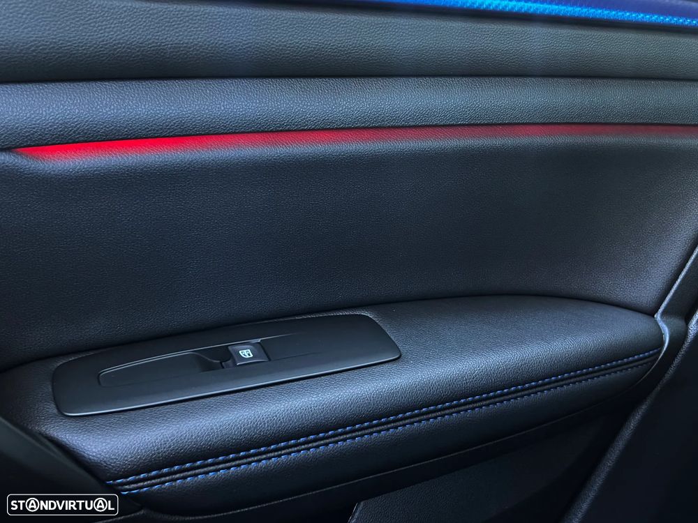 Renault Mégane 1.6 TCe GT EDC - 30