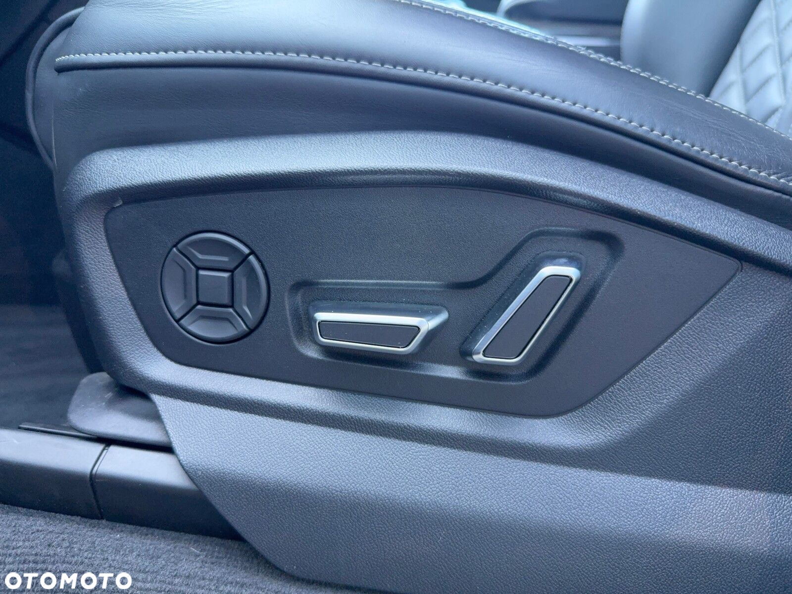 Audi SQ8 - 10