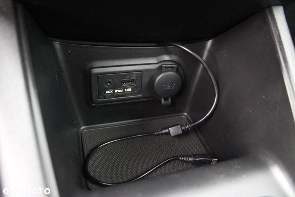 Kia Venga - 28
