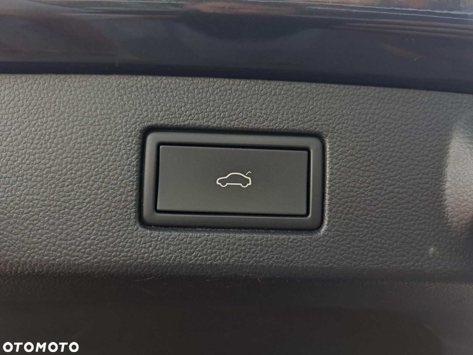 Volkswagen Arteon 2.0 TDI R-Line DSG - 36