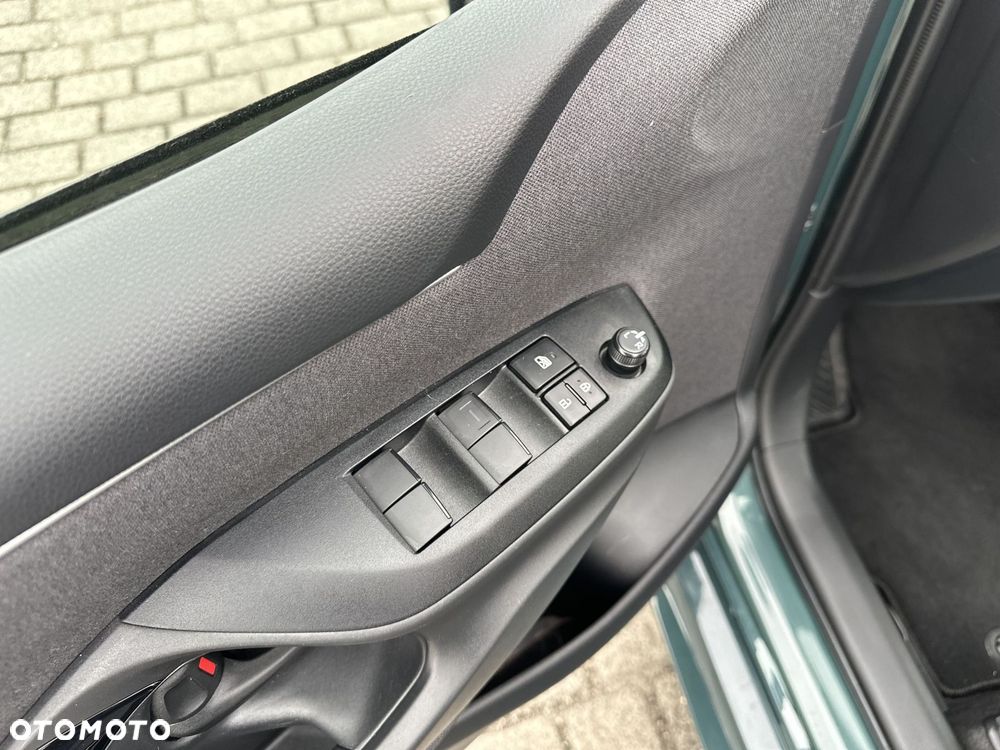 Toyota Yaris Hybrid 1.5 Style - 22