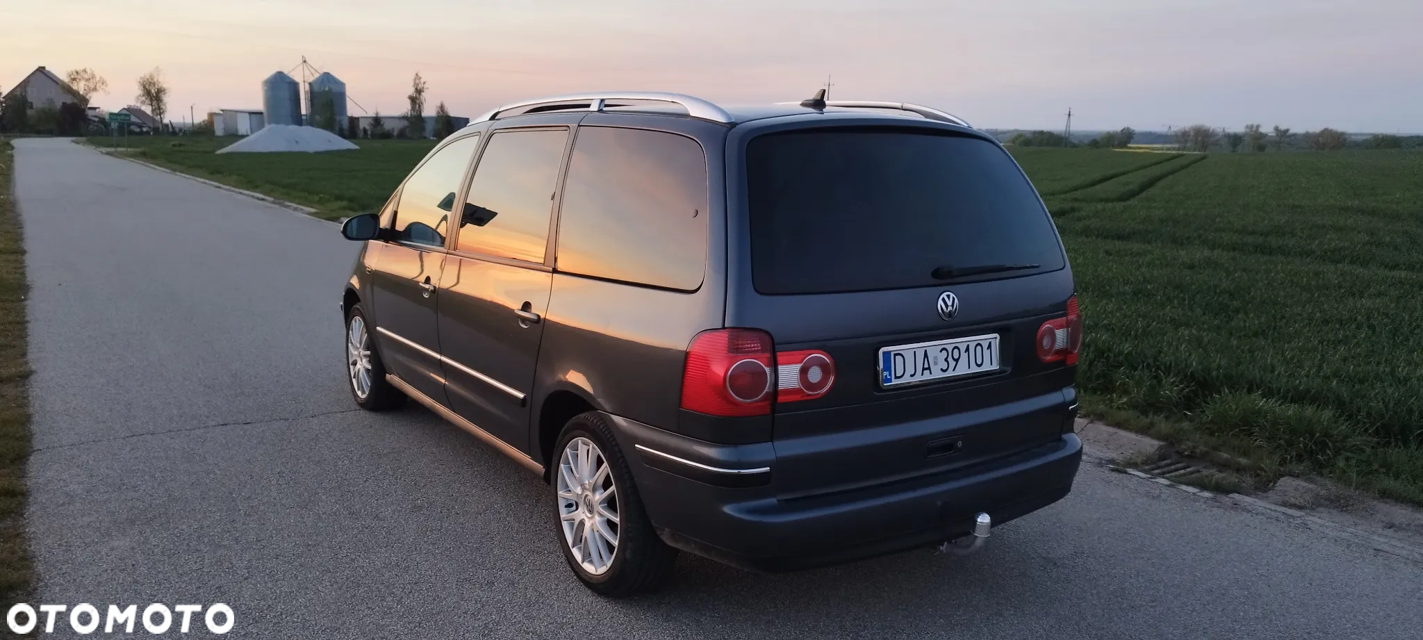 Volkswagen Sharan 2.0 TDI Highline - 6
