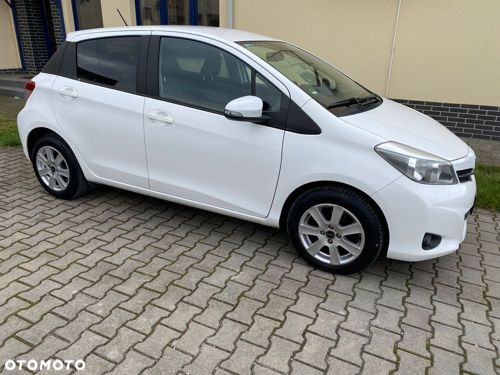 Toyota Yaris 1.33 Premium - 8