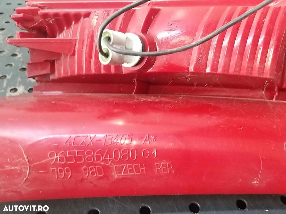 Stop tripla lampa stanga citroen c4 1 lc 965586408001 - 3