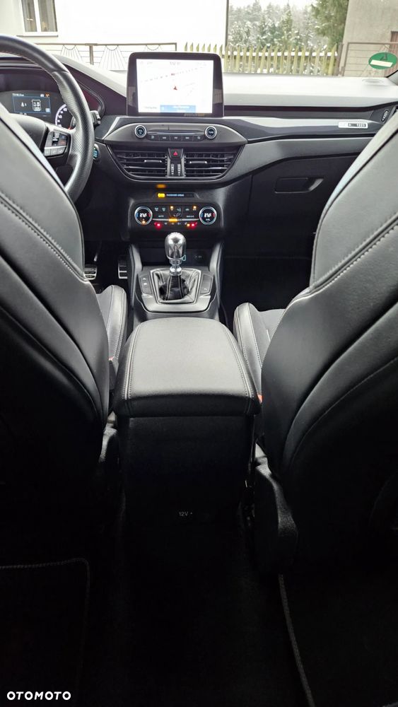 Ford Focus 2.0 EcoBlue S&S ST mit Styling-Paket - 36