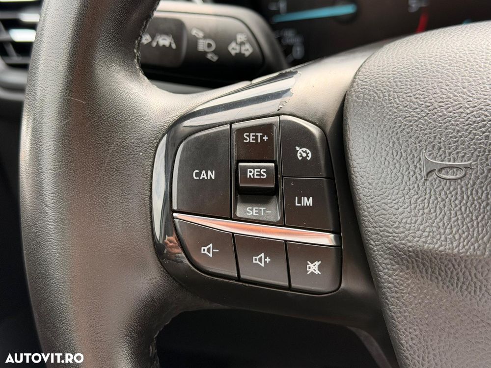 Ford Focus 1.5 EcoBlue Trend - 27