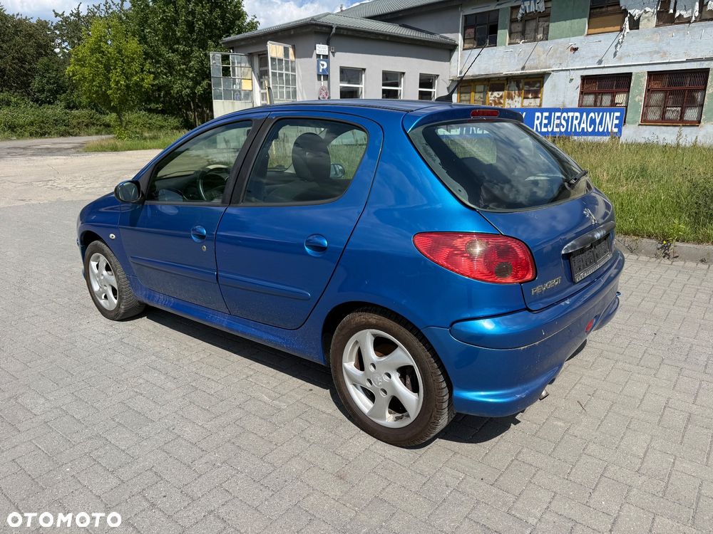 Peugeot 206 1.6 Quiksilver - 3