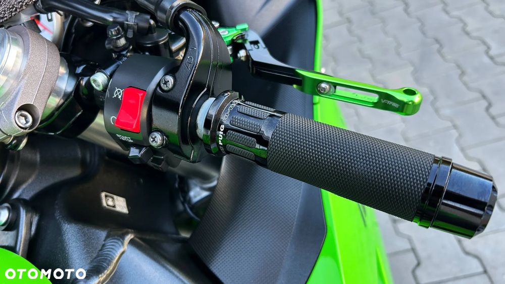 Kawasaki ZX - 20
