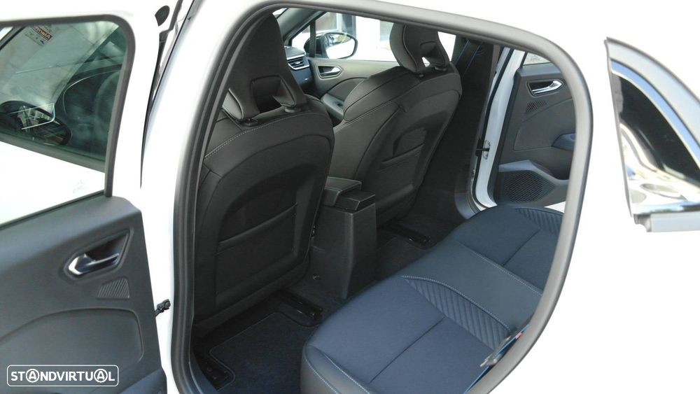 Renault Clio 1.6 E-Tech Full Hybrid Esprit Alpine - 27