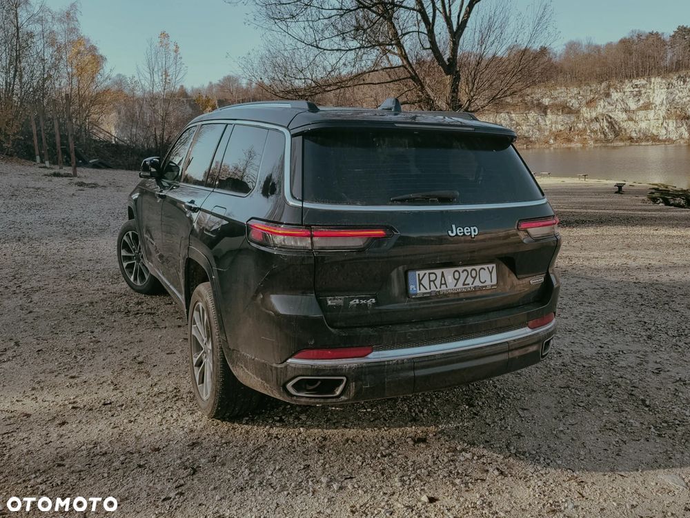 Jeep Grand Cherokee - 36