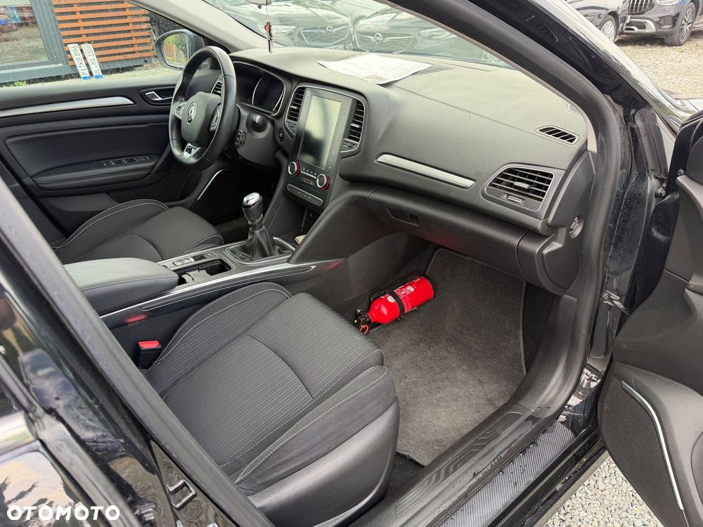 Renault Megane TCe 115 GPF LIMITED - 26