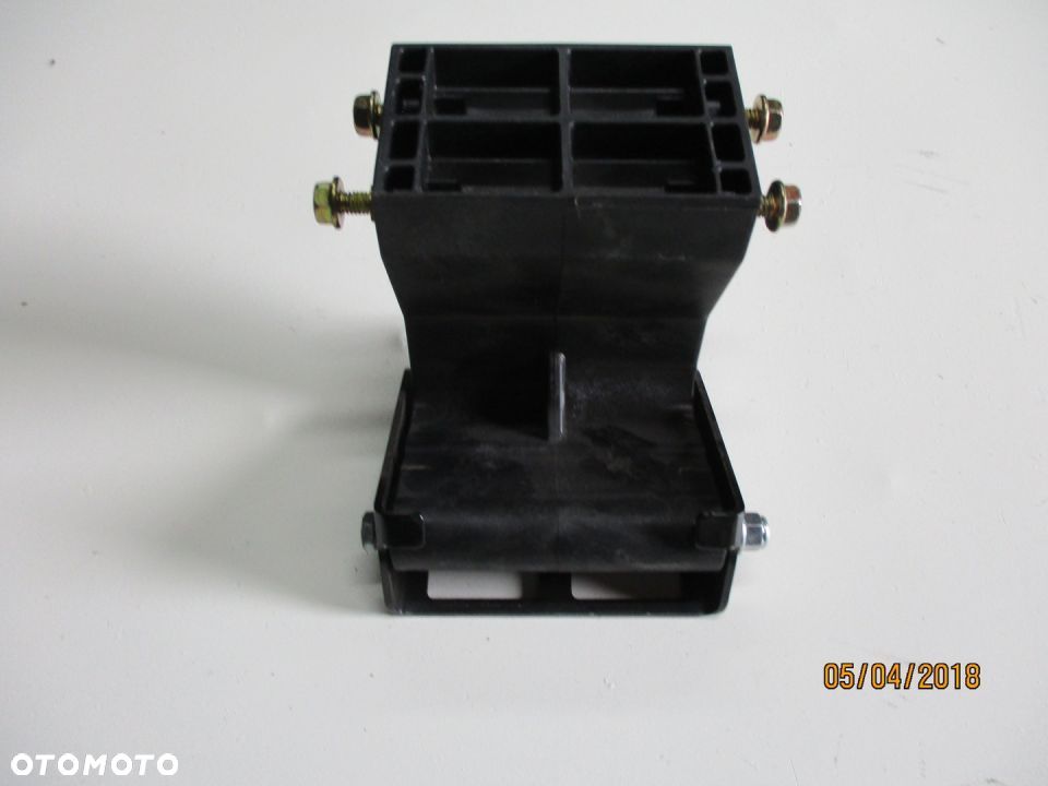 CAN AM SPYDER RT UCHWYT KLAPY KUFRA - 1