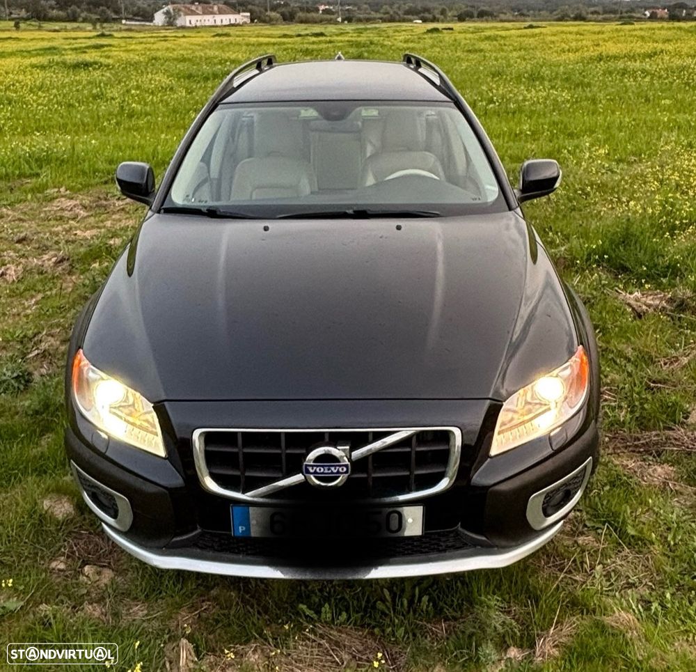 Volvo XC 70 D5 Momentum Geartronic - 2