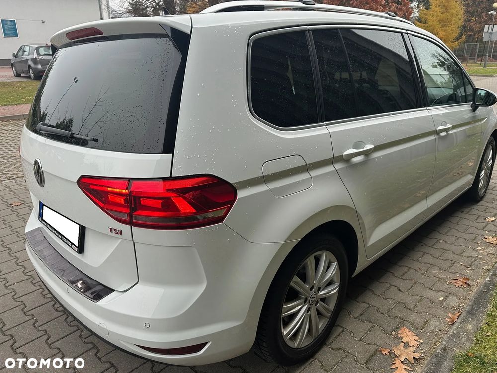 Volkswagen Touran - 35