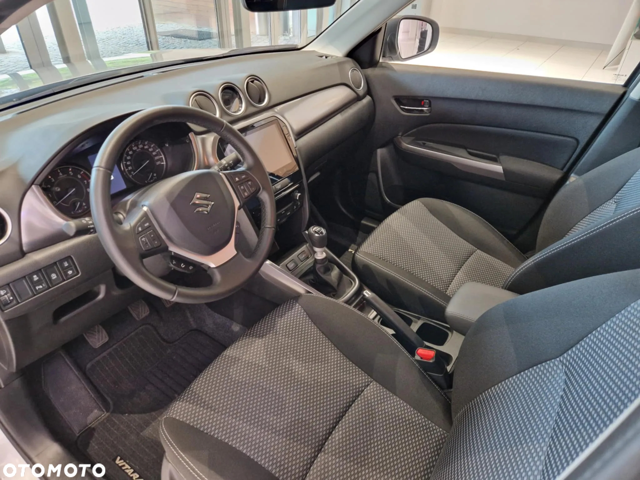 Suzuki Vitara 1.4 Boosterjet Premium 2WD - 9