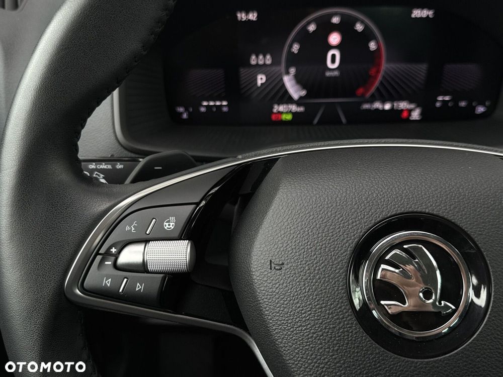Skoda Karoq 1.5 TSI ACT Selection DSG - 19