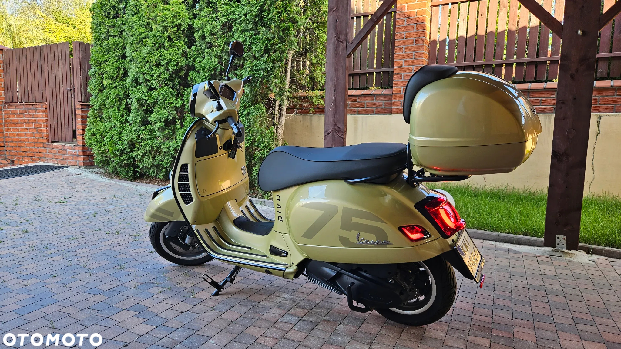 Piaggio Vespa - 3