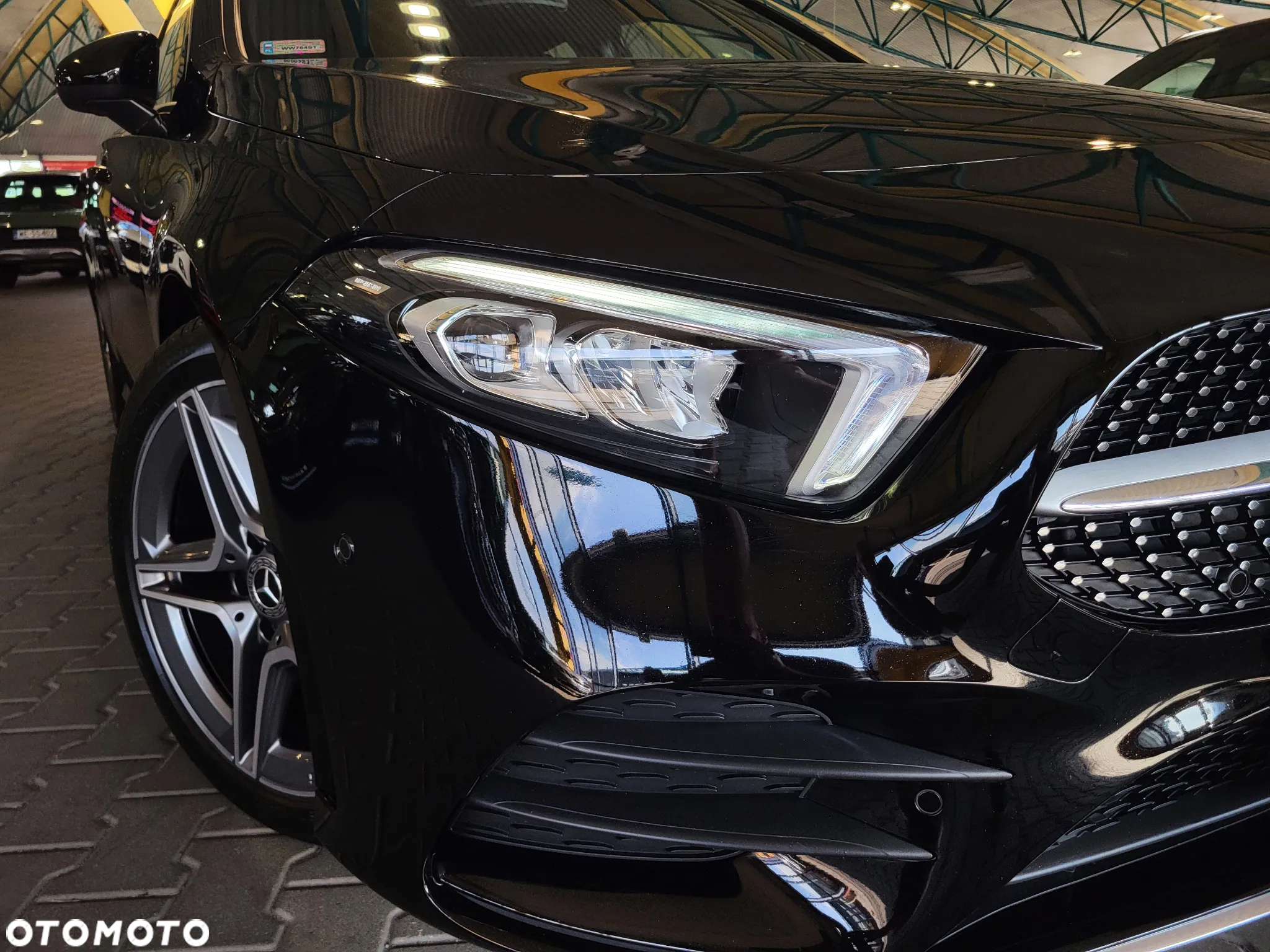 Mercedes-Benz Klasa A 180 d AMG Line 8G-DCT - 5