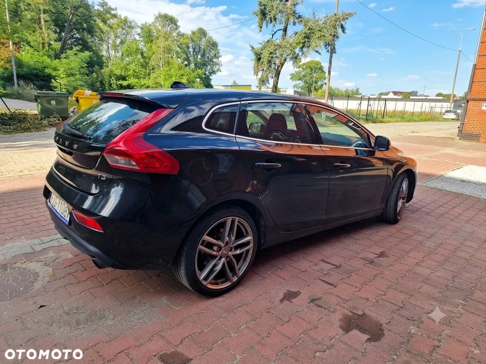 Volvo V40 T3 Base - 10