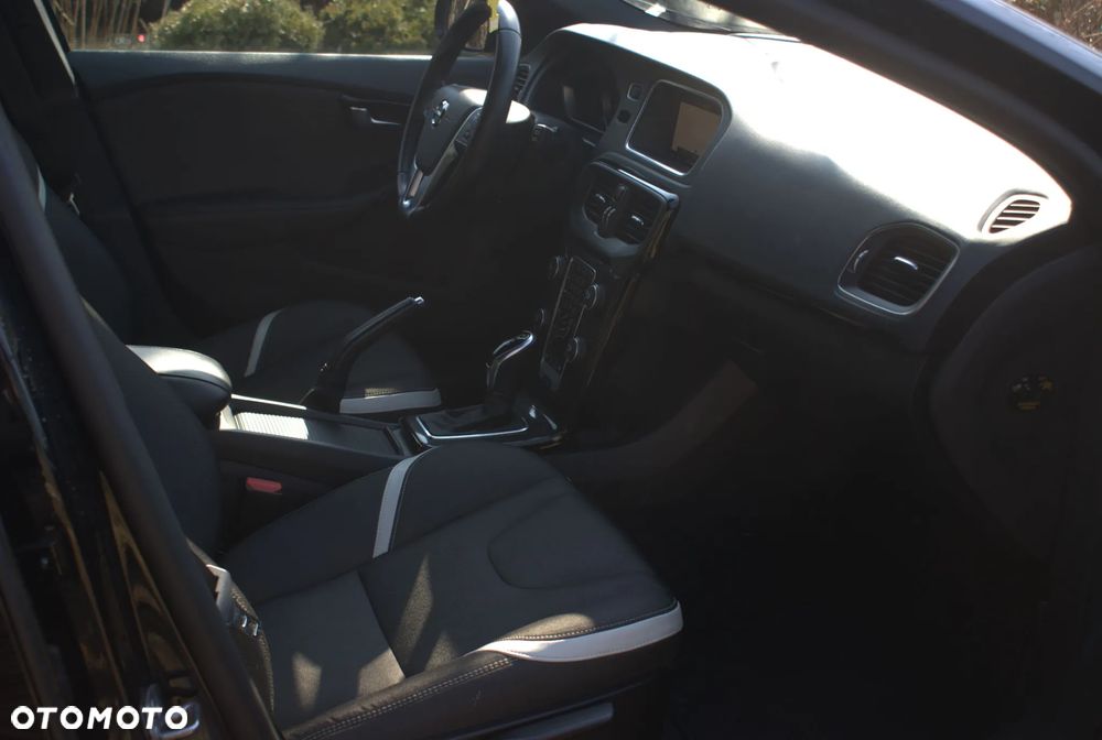 Volvo V40 T3 Drive-E Kinetic - 21