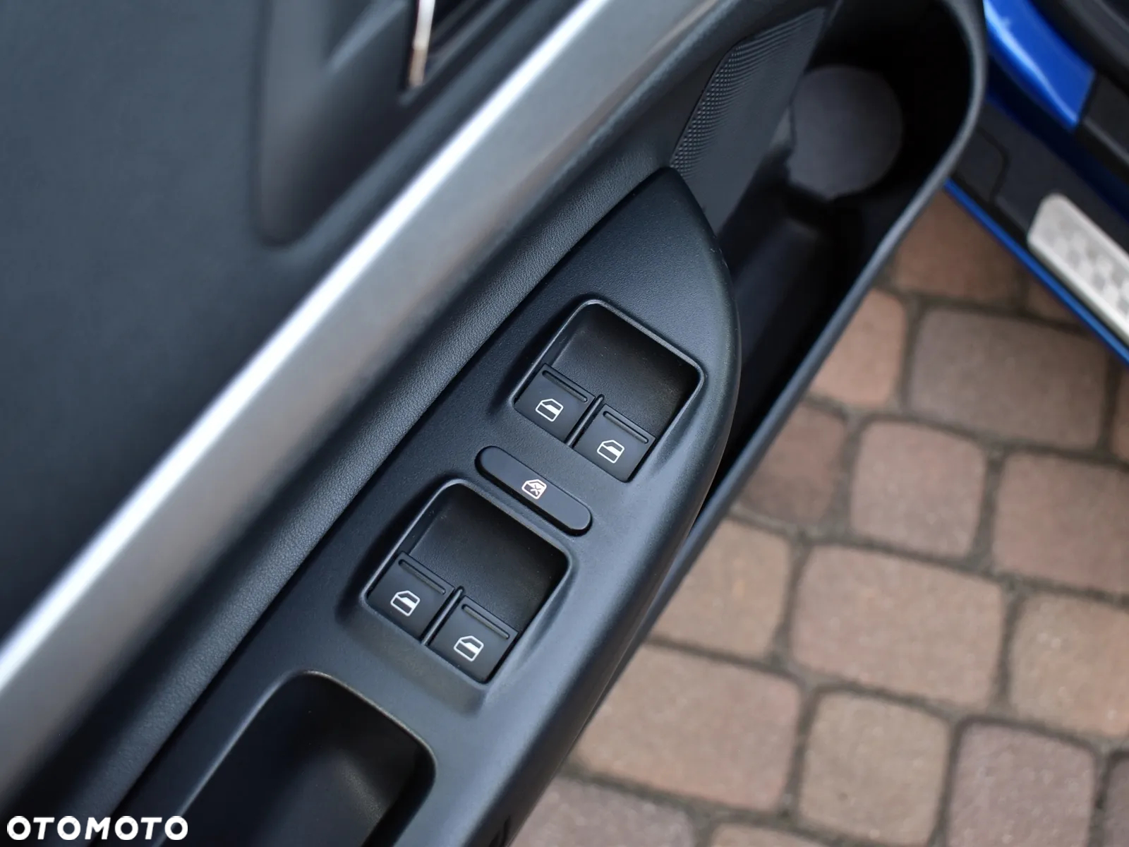 Skoda Octavia Combi 2.0 TDI DPF RS - 16