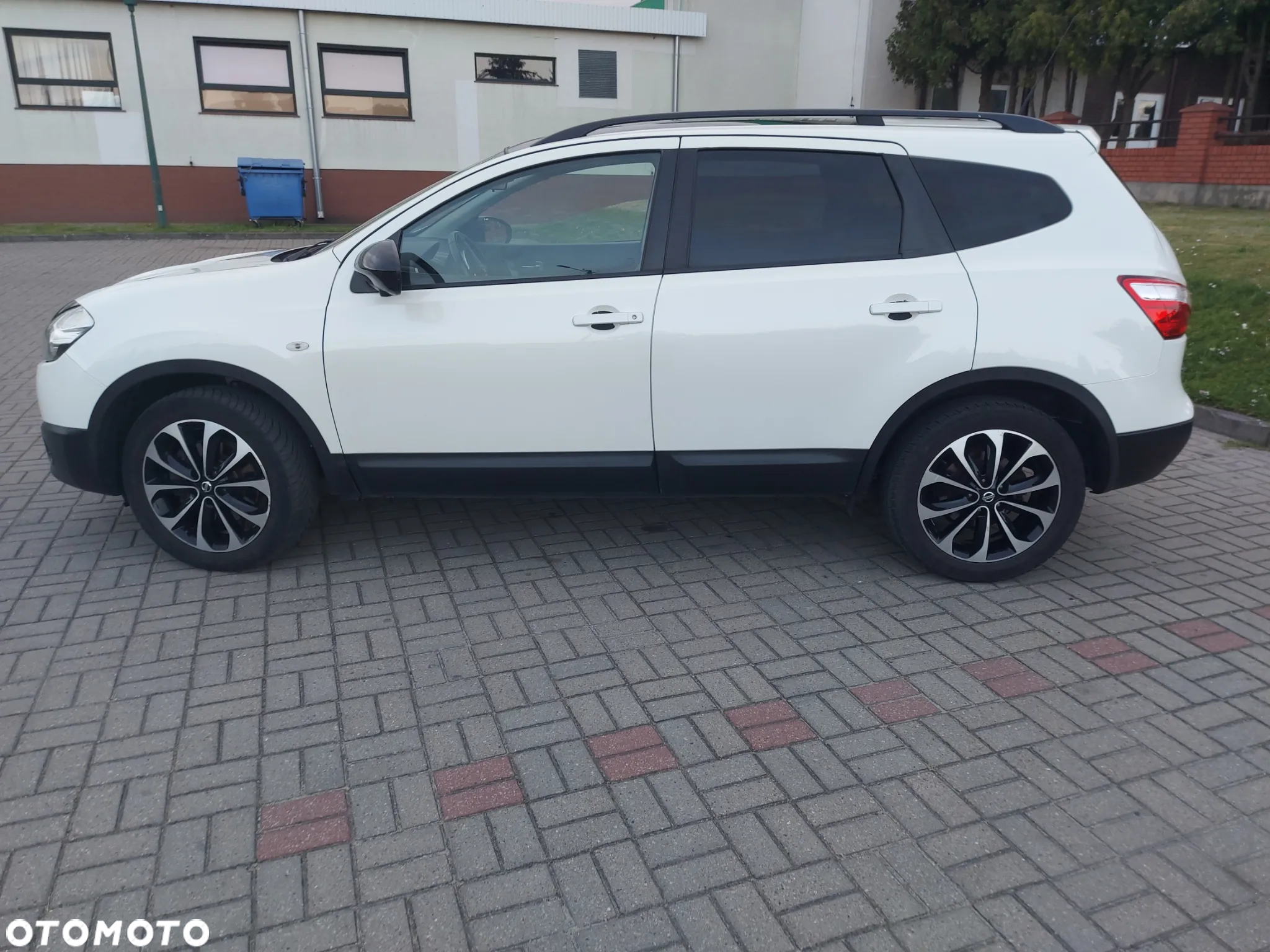 Nissan Qashqai+2 - 6