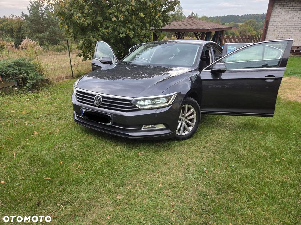 Volkswagen Passat 2018 photo 2