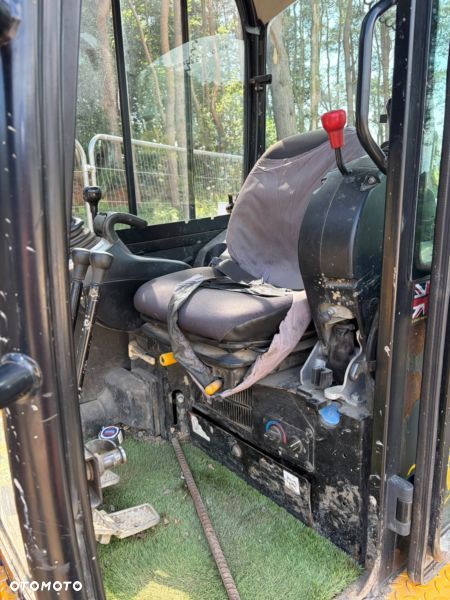 JCB 802ZTS - 10