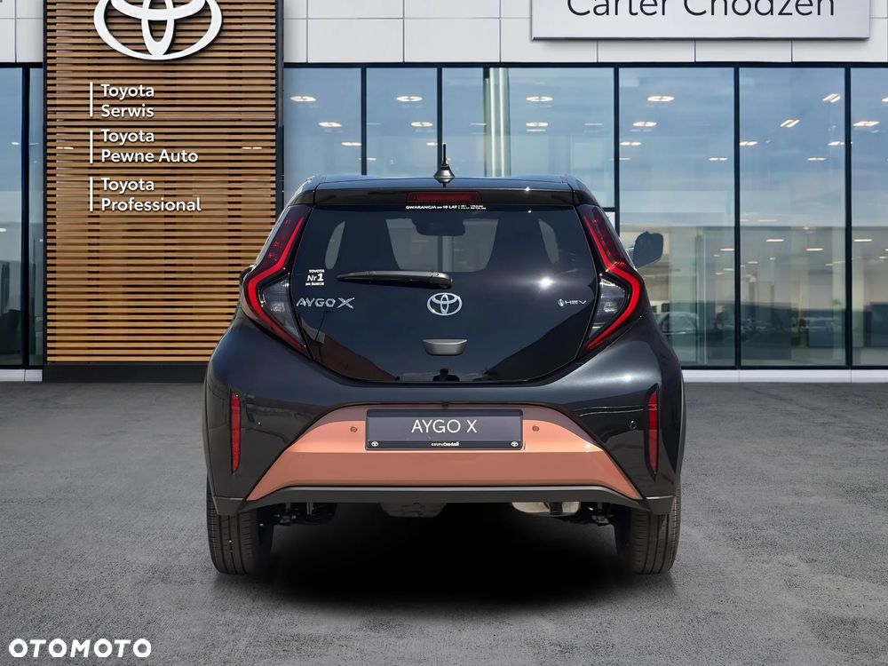 Toyota Aygo X Hybrid 1.5 Style e-CVT - 5