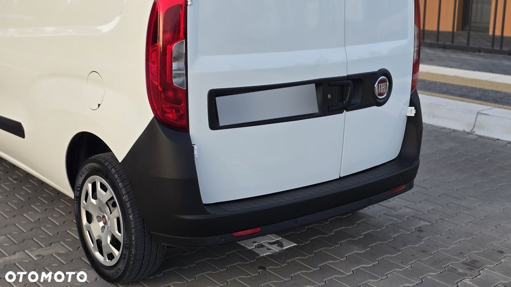 Fiat DOBLO MAXI LONG ❗❗SILNIK 1.6 / SKRZYNIA 6 BIEGÓW / CHŁODNIA-MROŹNIA +25 -25❗❗THERMO KING / ZABUDOWA LAMAR / DRZWI BOCZNE / GRZANIE / IZOTERMA / FULL OPCJA / KLIMATYZACJA / SALON POLSKA / JAK NOWY ❗❗ - 24