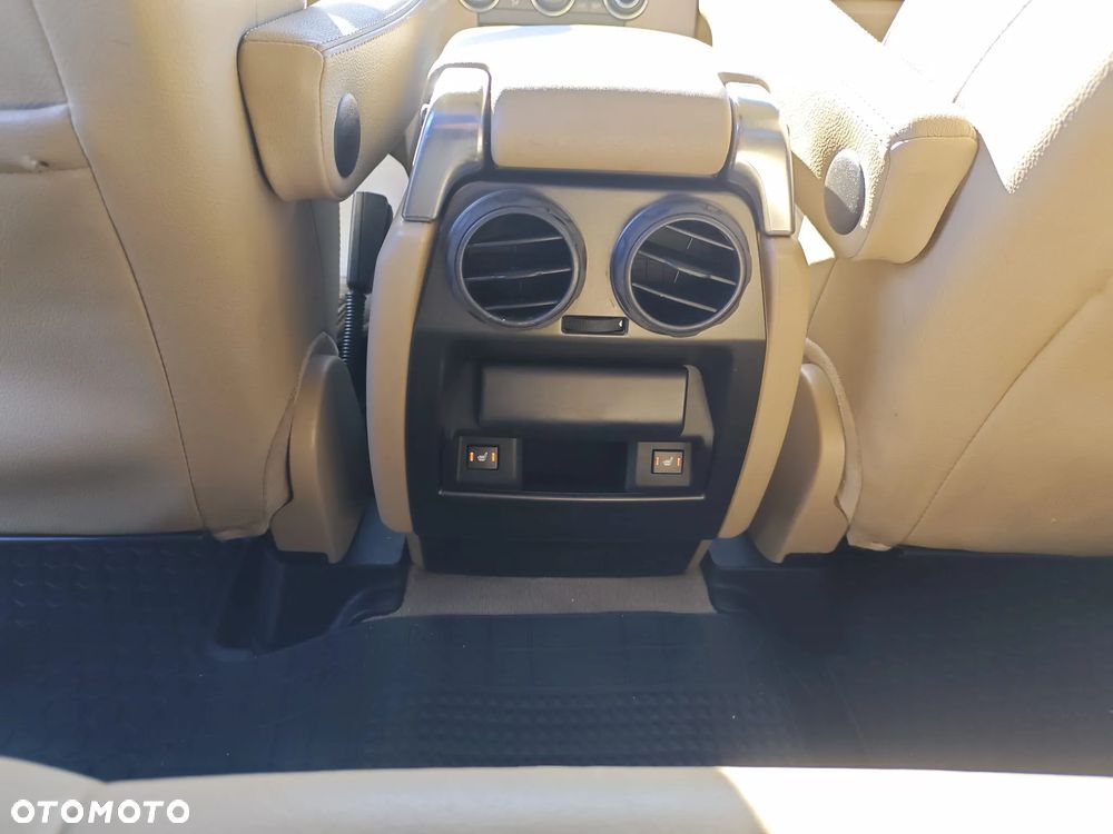 Land Rover Discovery IV 3.0SD V6 HSE - 22