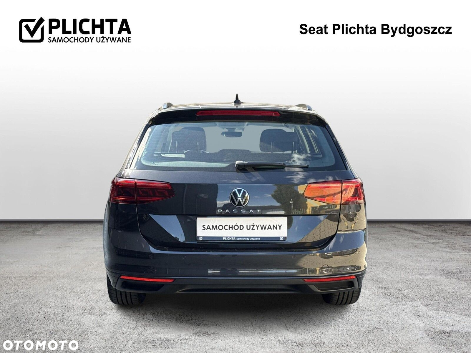 Volkswagen Passat - 4