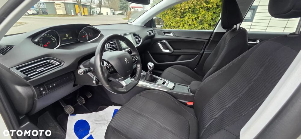 Peugeot 308 - 30