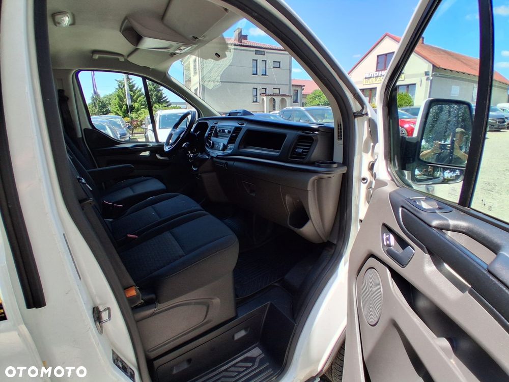 Ford Transit Custom - 23