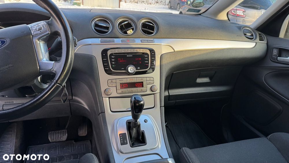 Ford S-Max 2.0 TDCi DPF Trend - 16
