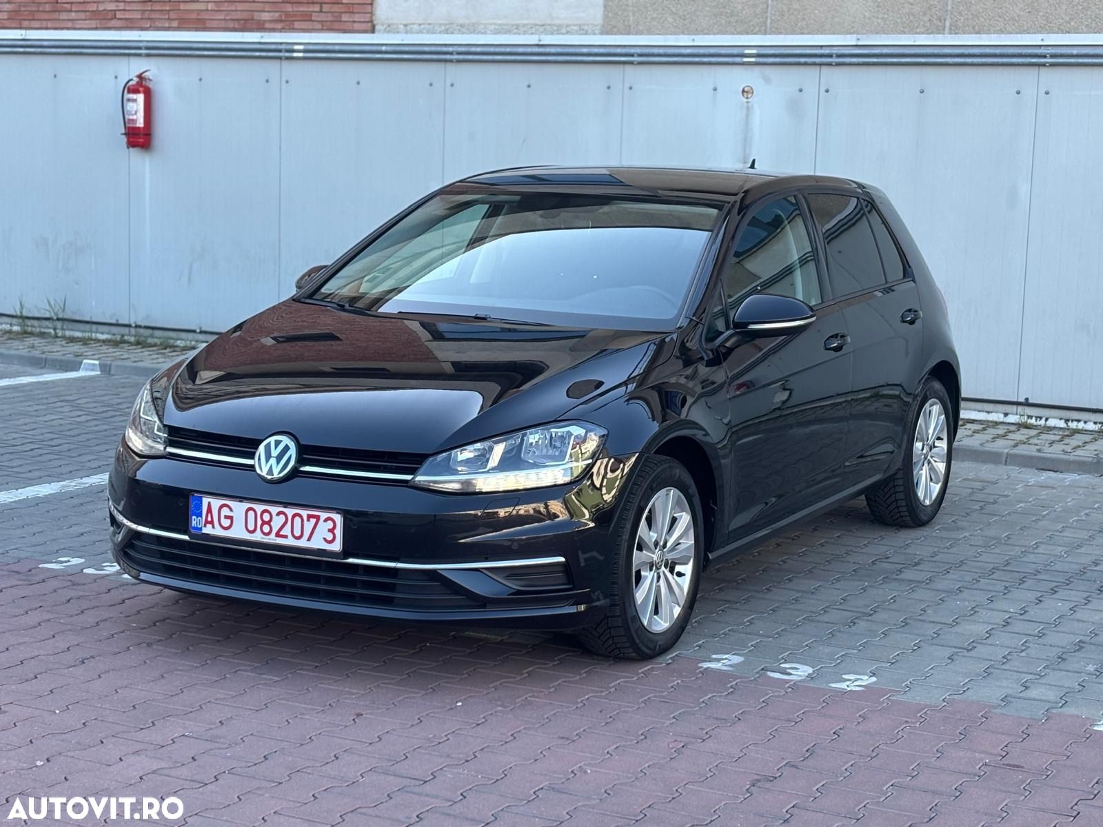 Volkswagen Golf 1.0 TSI BlueMotion DSG Comfortline - 1