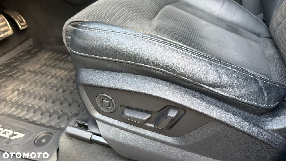 Audi SQ7 4.0 TDI Quattro Tiptronic - 11