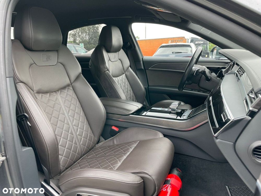 Audi A8 - 25