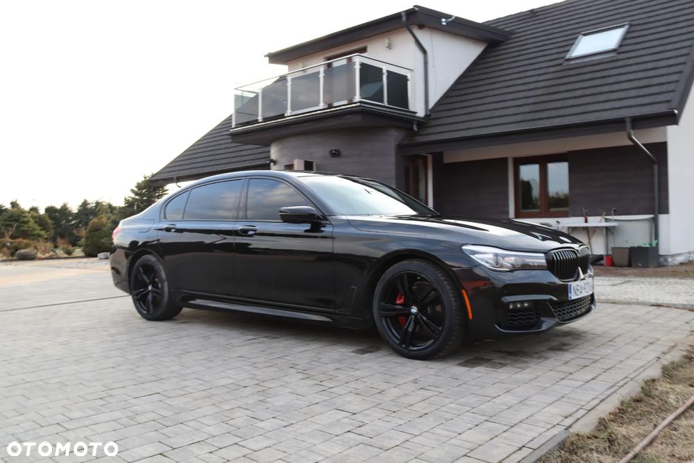 BMW Seria 7 740Li - 5