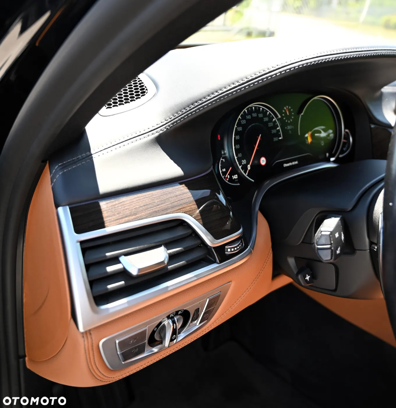 BMW Seria 7 - 21