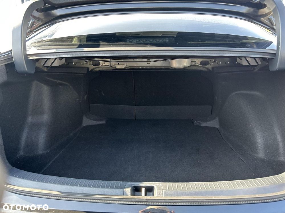 Toyota Corolla 1.8 Hybrid Style - 8