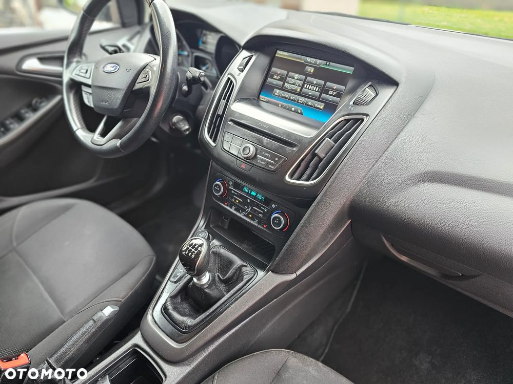 Ford Focus 1.5 TDCi DPF Start-Stopp-System Trend - 14