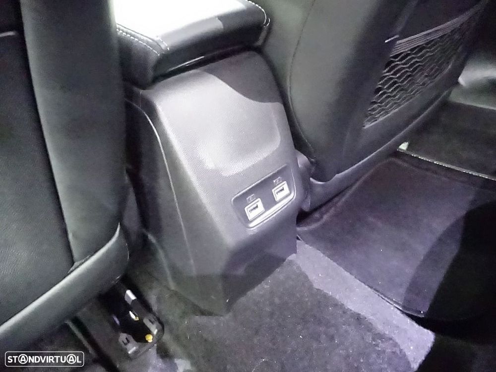 Peugeot 2008 1.5 BlueHDi GT - 31