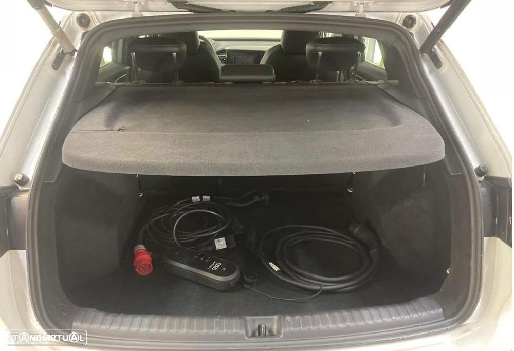 Audi Q4 Sportback e-tron 77kWh Launch Edition S Competition - 9