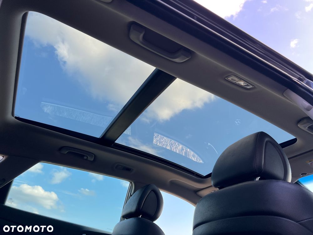 Hyundai Tucson 2.0 CRDI BlueDrive Style 2WD - 29