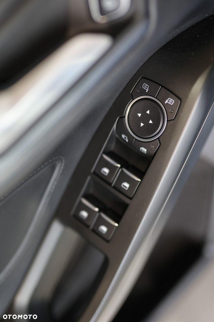 Ford Focus - 27
