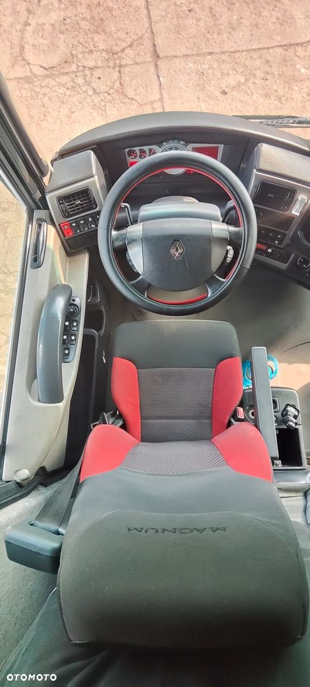 Renault MAGNUM 480 EEV - 9